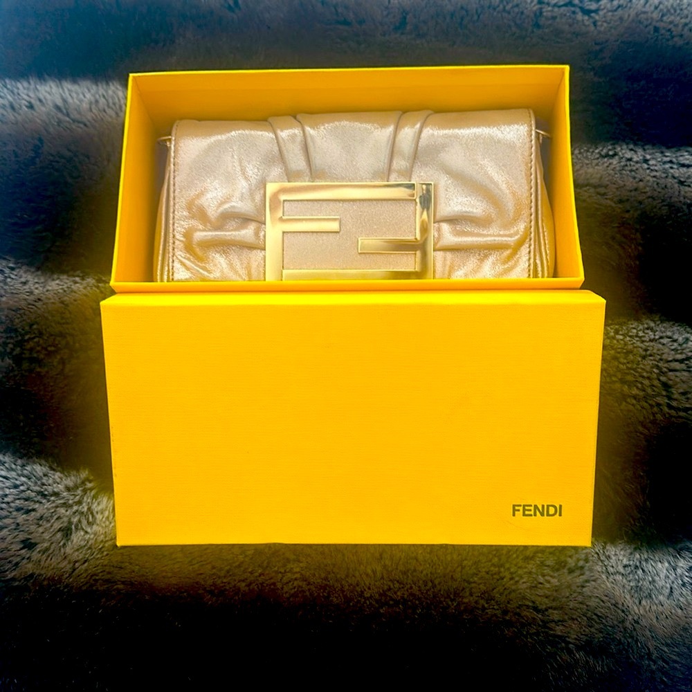 Authentic FENDI evening bag circa 2008. (MIA Pouchette)